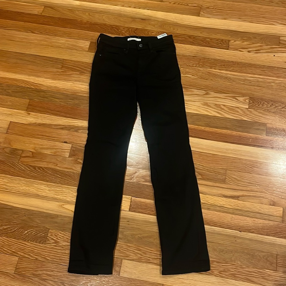 Levi’s High Rise Straight Black Jeans